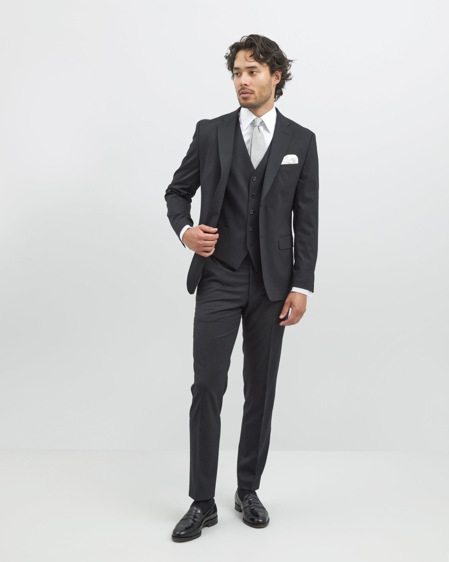 Suits Turo | Modern Fit Suit